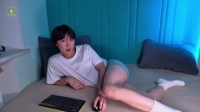 HeejinWang online show from November 24, 8:19 pm