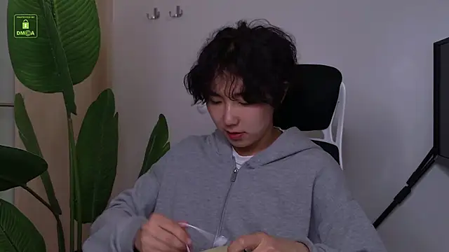 HeejinWang online show from July 24, 10:35 am