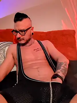 cruiserpup online show from February 7, 8:12 pm