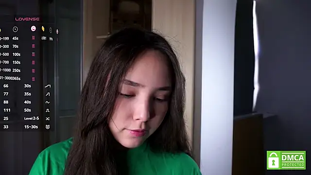 RenaeConnerley online show from October 5, 4:55 am