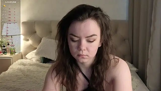 Gentle Ariel online show from February 13, 3:02 am