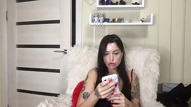 Snapshot of ArinaAmour chatting on July 14, 6:35 pm ArinaAmour online show from July 14, 6:35 pm