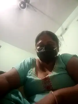 Mmm143 online show from September 29, 8:24 pm