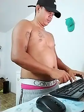 Alex man23 online show from April 21, 11:29 pm