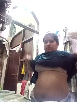 Snapshot of aliya-jaan71 chatting on November 13, 5:34 pm aliya-jaan71 online show from November 13, 5:34 pm