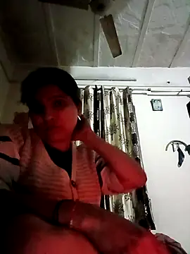 Snapshot of aliya-jaan71 chatting on December 20, 6:04 pm aliya-jaan71 online show from December 20, 6:04 pm