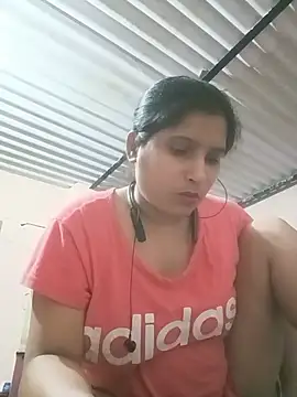 Snapshot of aliya-jaan71 chatting on July 2, 5:08 pm aliya-jaan71 online show from July 2, 5:08 pm