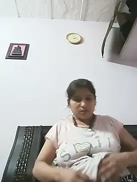 Snapshot of aliya-jaan71 chatting on July 10, 8:44 pm aliya-jaan71 online show from July 10, 8:44 pm