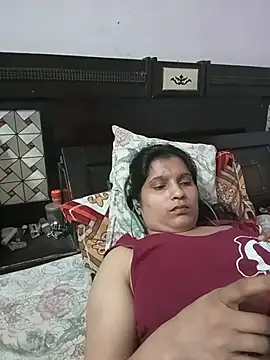 Snapshot of aliya-jaan71 chatting on July 19, 9:51 pm aliya-jaan71 online show from July 19, 9:51 pm