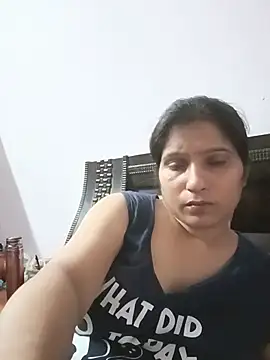 Snapshot of aliya-jaan71 chatting on July 22, 8:00 pm aliya-jaan71 online show from July 22, 8:00 pm