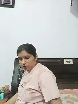 Snapshot of aliya-jaan71 chatting on August 2, 8:51 pm aliya-jaan71 online show from August 2, 8:51 pm