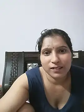 Snapshot of aliya-jaan71 chatting on August 3, 5:16 pm aliya-jaan71 online show from August 3, 5:16 pm
