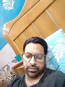 Snapshot of mohsin99272 chatting on October 13, 7:36 pm mohsin99272 online show from October 13, 7:36 pm