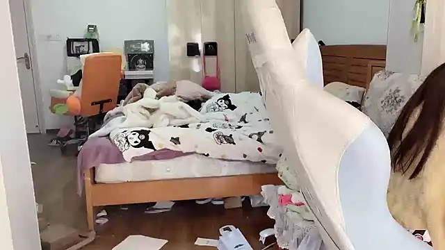 Akong11 online show from January 11, 3:11 am