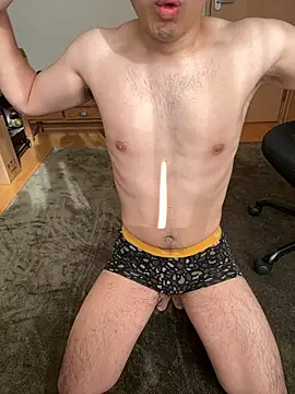 Snapshot of KAMESAN08 chatting on November 30, 1:09 am KAMESAN08 online show from November 30, 1:09 am