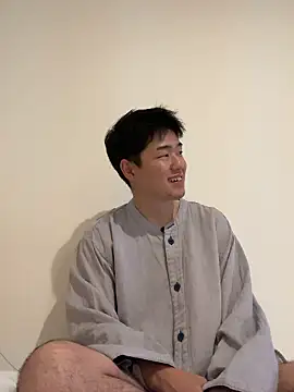 Snapshot of KAMESAN08 chatting on June 3, 1:46 pm KAMESAN08 online show from June 3, 1:46 pm