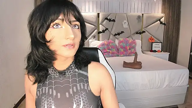 Snapshot of Maddy_XOXO_HOT chatting on October 28, 11:51 pm Maddy XOXO HOT online show from October 28, 11:51 pm