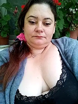 Snapshot of Flacara100 chatting on October 7, 7:05 am Flacara100 online show from October 7, 7:05 am