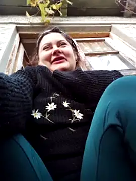 Snapshot of Flacara100 chatting on November 11, 10:59 am Flacara100 online show from November 11, 10:59 am