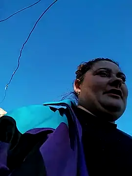 Snapshot of Flacara100 chatting on December 16, 10:53 am Flacara100 online show from December 16, 10:53 am