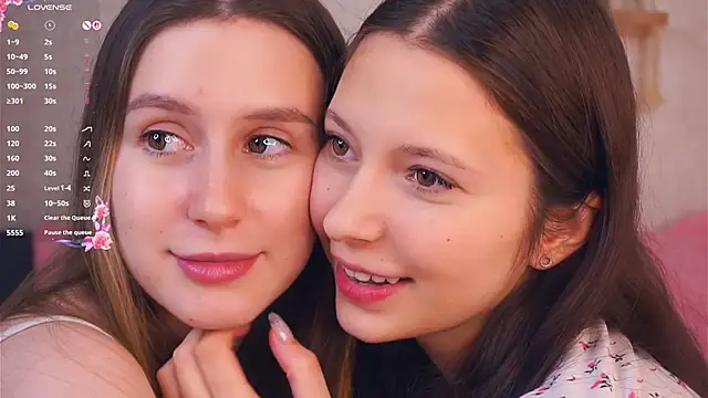 GabrielleLynchard online show from November 21, 8:29 pm