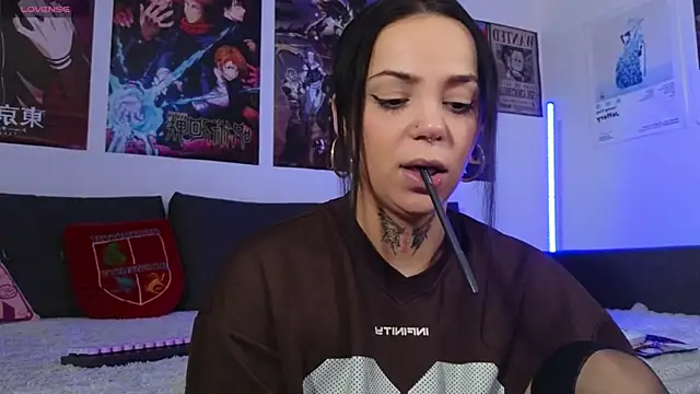 KiraQuinn1 online show from October 27, 4:11 pm