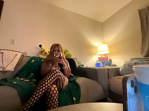 Snapshot of GoddessFatPuss chatting on October 26, 4:51 am GoddessFatPuss online show from October 26, 4:51 am