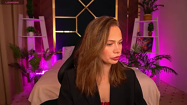 Snapshot of ShyySiren chatting on October 24, 1:51 pm ShyySiren online show from October 24, 1:51 pm