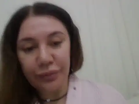 Snapshot of Lomivah chatting on October 29, 7:59 pm Lomivah online show from October 29, 7:59 pm