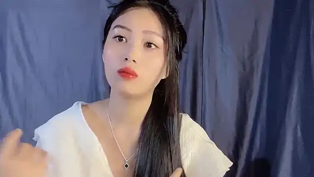 Snapshot of Lyly4757 chatting on September 23, 10:57 pm Lyly4757 online show from September 23, 10:57 pm