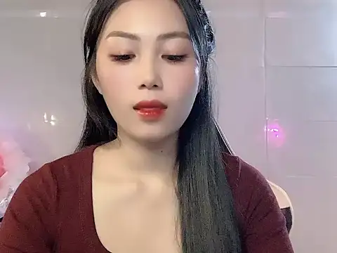 Snapshot of Lyly4757 chatting on October 25, 9:39 am Lyly4757 online show from October 25, 9:39 am