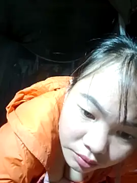 emilyzz online show from November 4, 2:21 am