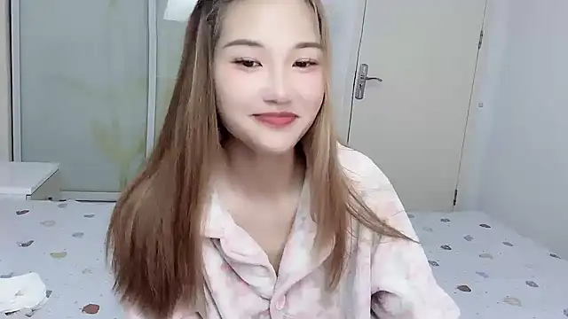 Snapshot of W-Sunflower chatting on October 16, 6:14 am W-Sunflower online show from October 16, 6:14 am