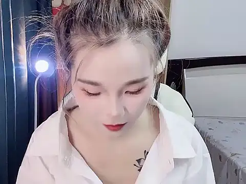 Snapshot of W-Sunflower chatting on October 31, 2:40 pm W-Sunflower online show from October 31, 2:40 pm