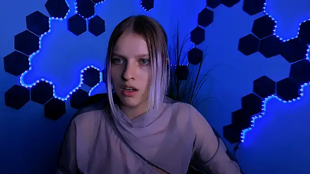 kaela spell  online show from May 15, 12:06 am
