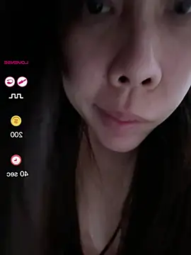 Snapshot of qianhan_x chatting on June 13, 3:10 pm qianhan x online show from June 13, 3:10 pm