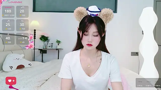 Snapshot of schoolgirl-nurse chatting on April 24, 9:34 am schoolgirl-nurse online show from April 24, 9:34 am