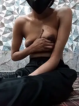 Hotygirl111 online show from March 5, 5:14 am