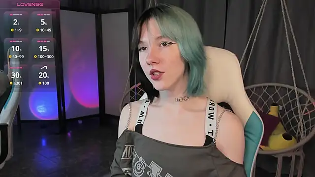 Snapshot of JessieRich chatting on September 21, 8:27 am JessieRich online show from September 21, 8:27 am