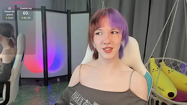 Snapshot of JessieRich chatting on October 3, 7:33 pm JessieRich online show from October 3, 7:33 pm