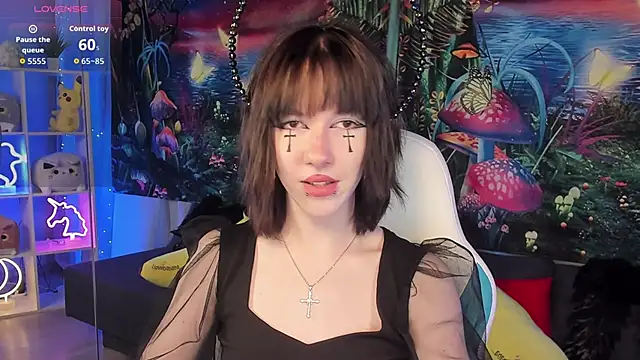 Snapshot of JessieRich chatting on October 31, 3:24 pm JessieRich online show from October 31, 3:24 pm