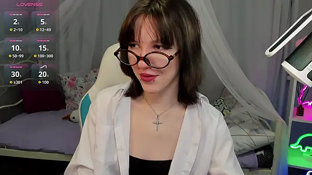 Snapshot of JessieRich chatting on November 14, 11:02 pm JessieRich online show from November 14, 11:02 pm