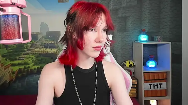 Snapshot of JessieRich chatting on November 24, 8:30 pm JessieRich online show from November 24, 8:30 pm