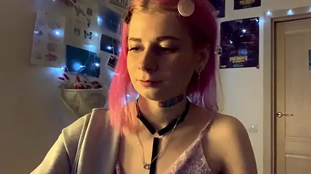 Snapshot of PinkVampire chatting on September 17, 4:19 pm PinkVampire online show from September 17, 4:19 pm