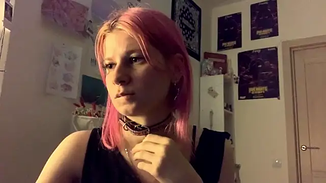 Snapshot of PinkVampire chatting on September 21, 6:09 pm PinkVampire online show from September 21, 6:09 pm