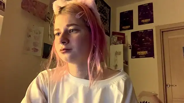 Snapshot of PinkVampire chatting on October 9, 8:51 pm PinkVampire online show from October 9, 8:51 pm