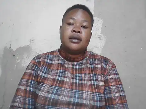 Snapshot of Bustyass93 chatting on November 17, 5:57 am Bustyass93 online show from November 17, 5:57 am