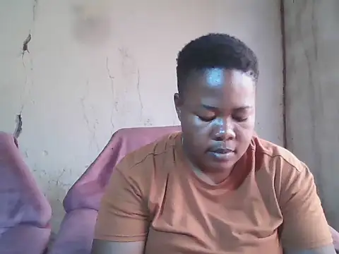 Snapshot of Bustyass93 chatting on November 26, 8:04 am Bustyass93 online show from November 26, 8:04 am