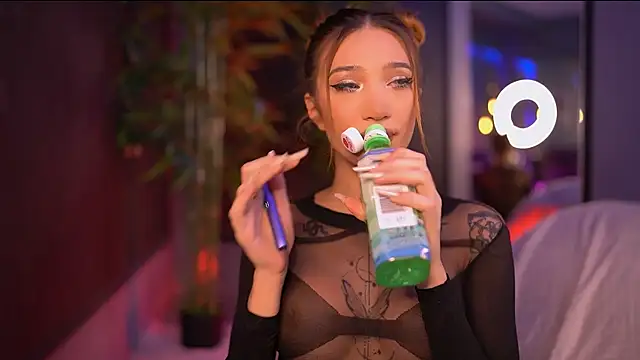 SiennaJayden online show from November 11, 7:14 pm