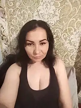 Mia24Blove online show from May 4, 5:53 pm